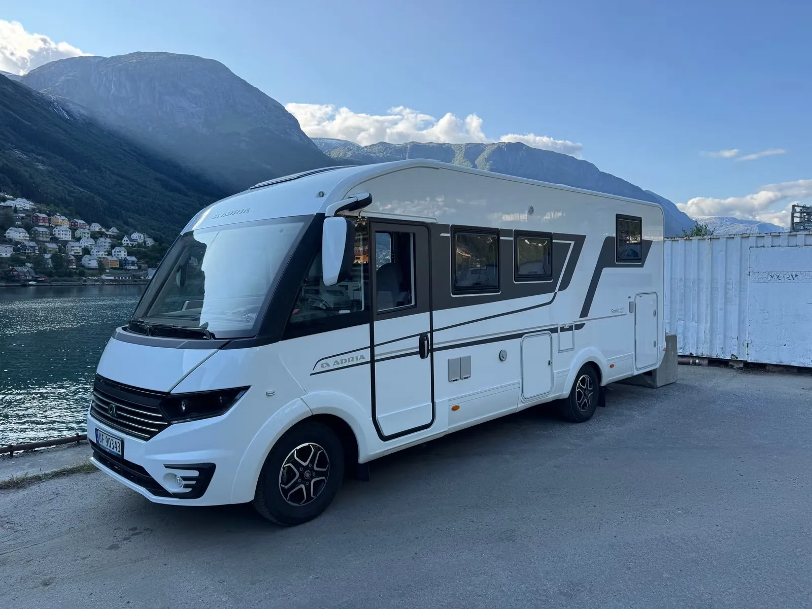 Adria 700 Sonic DC plus