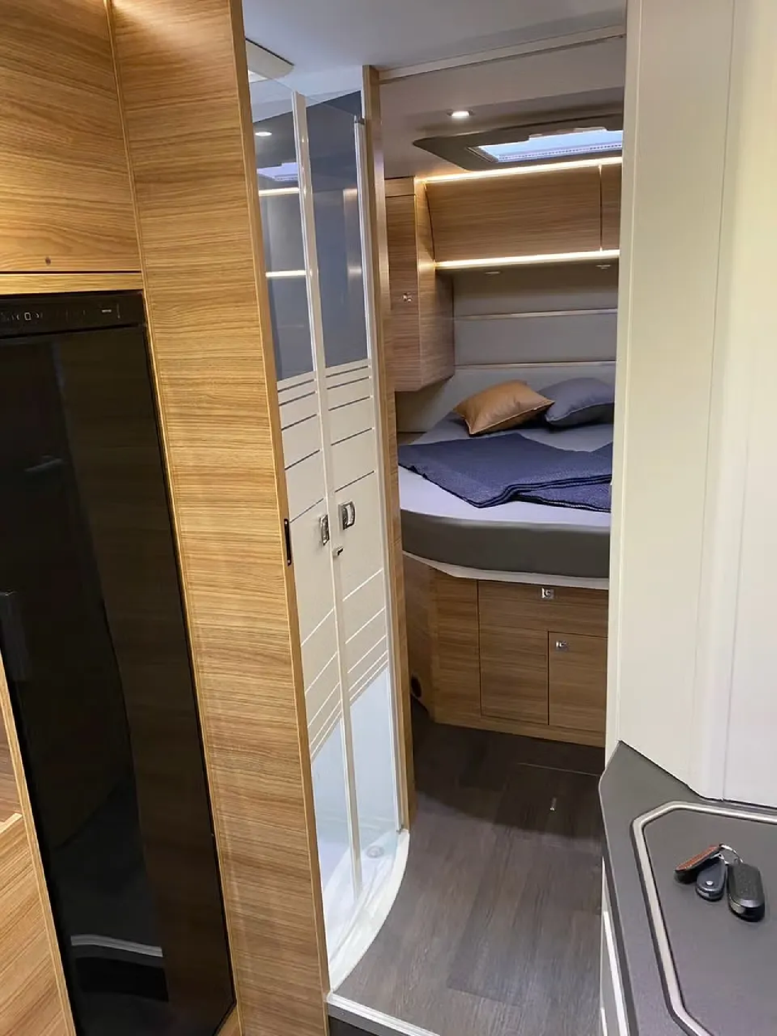 Adria 700 Sonic DC plus