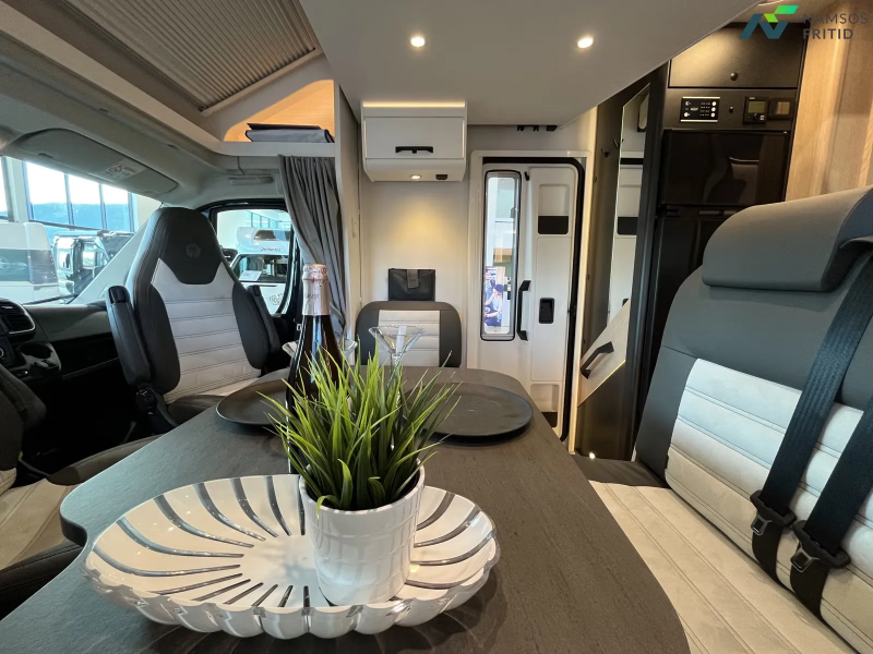 Sunlight T 68 Adventure Edition