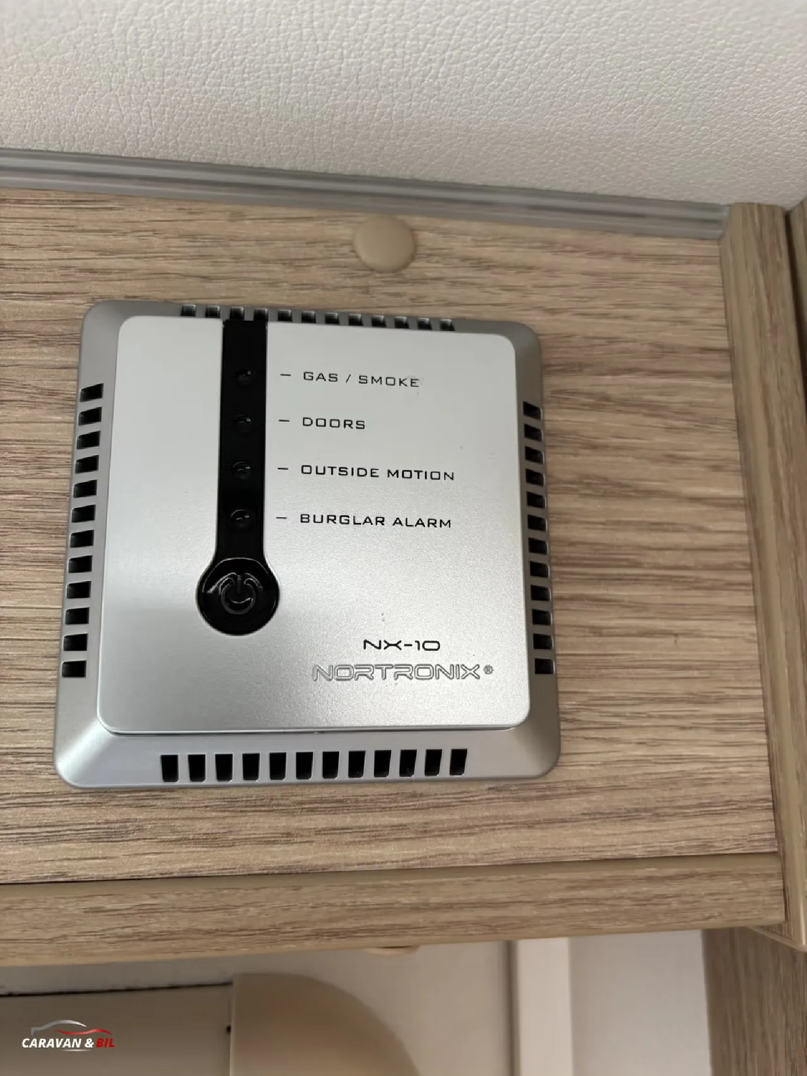 Sunlight Compact V66