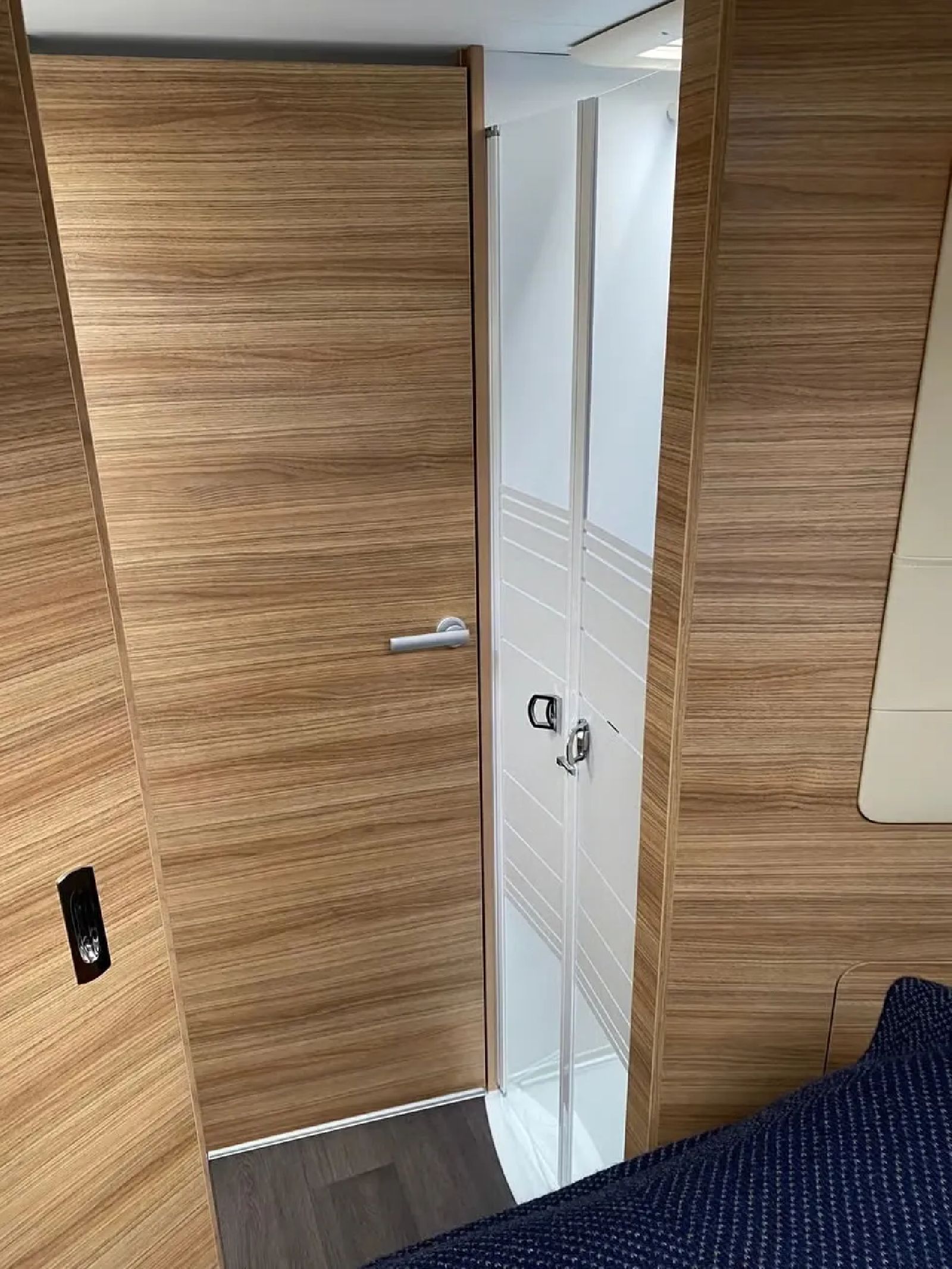 Adria 700 Sonic DC plus