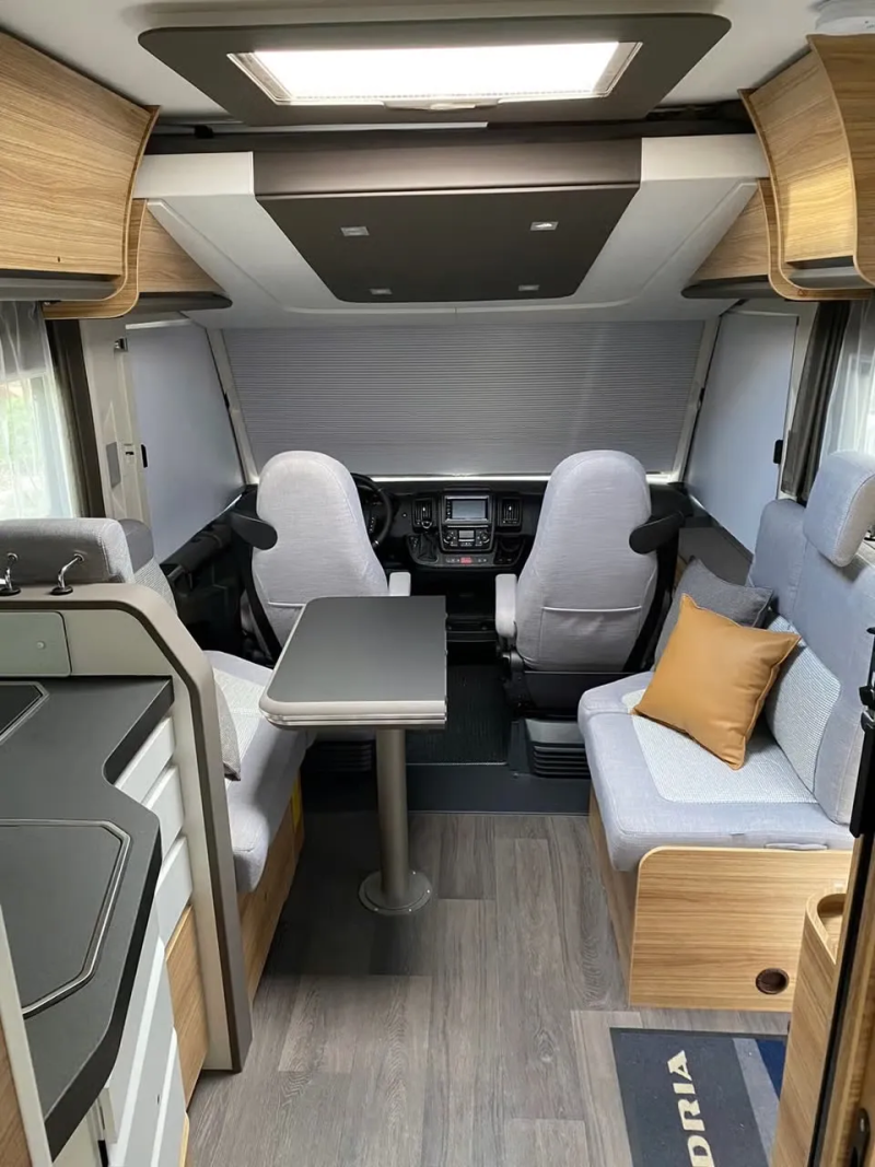 Adria 700 Sonic DC plus