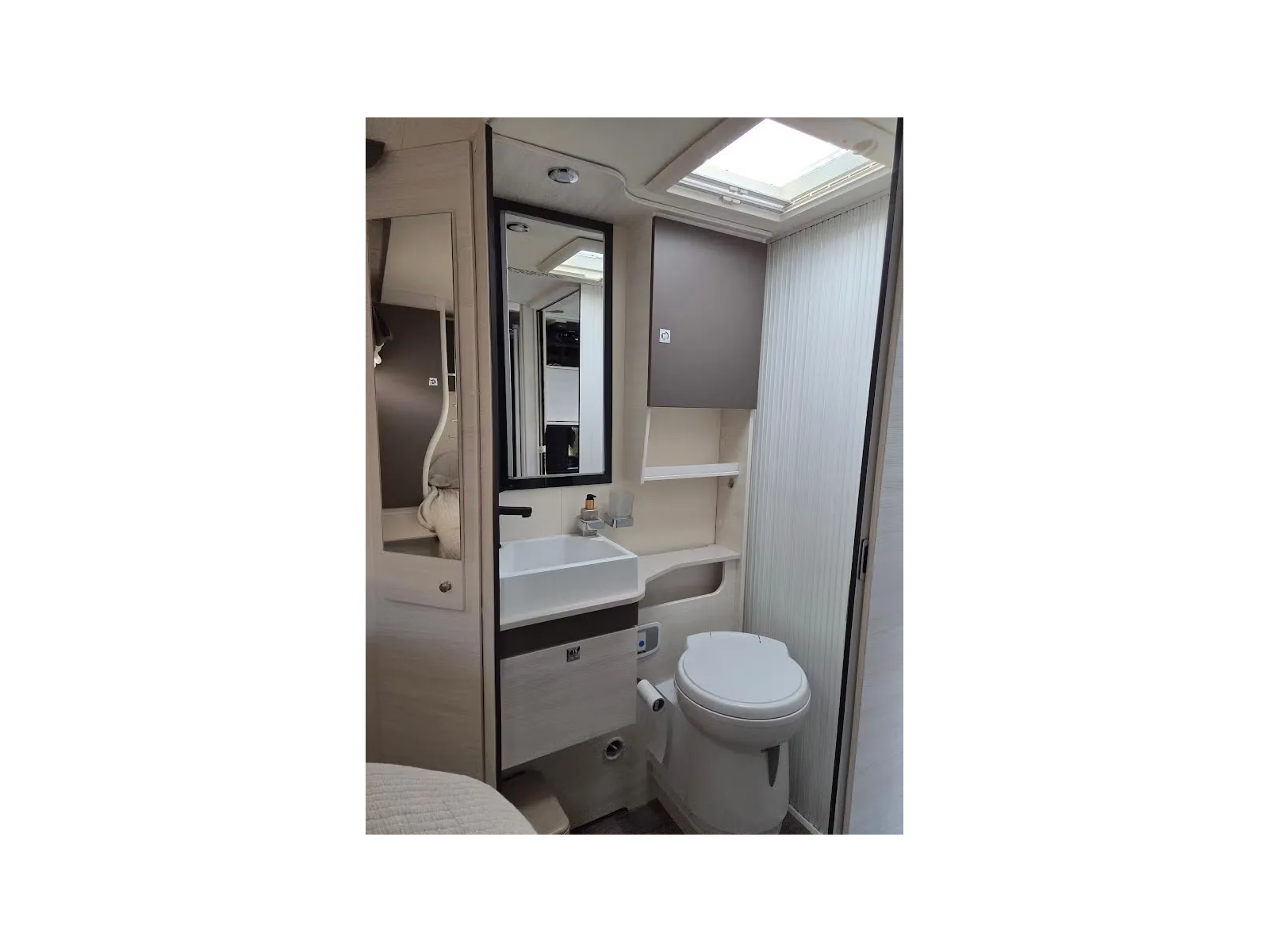 Challenger Sirius 3078 XLB