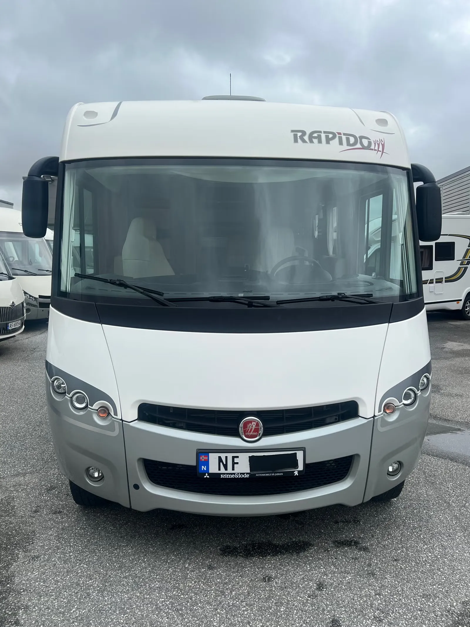Rapido 855F Scandinavie