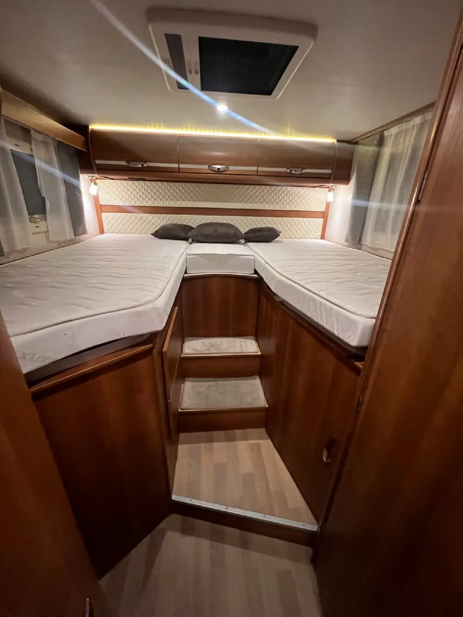 Rapido 855F Scandinavie