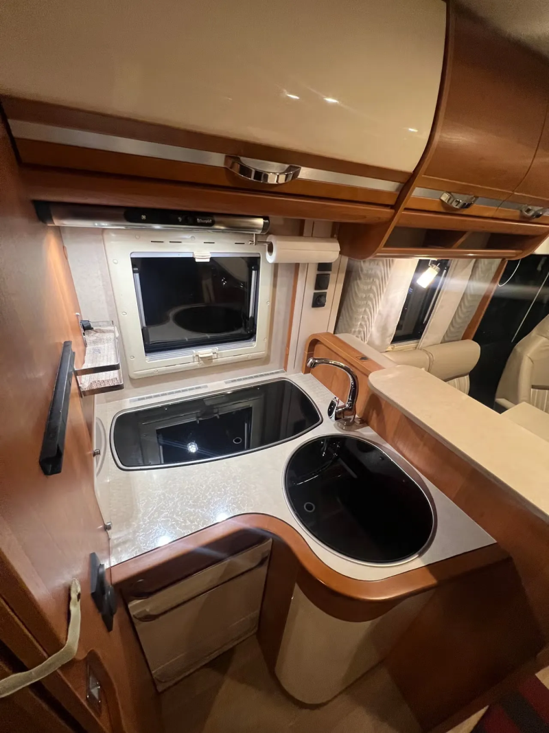 Rapido 855F Scandinavie