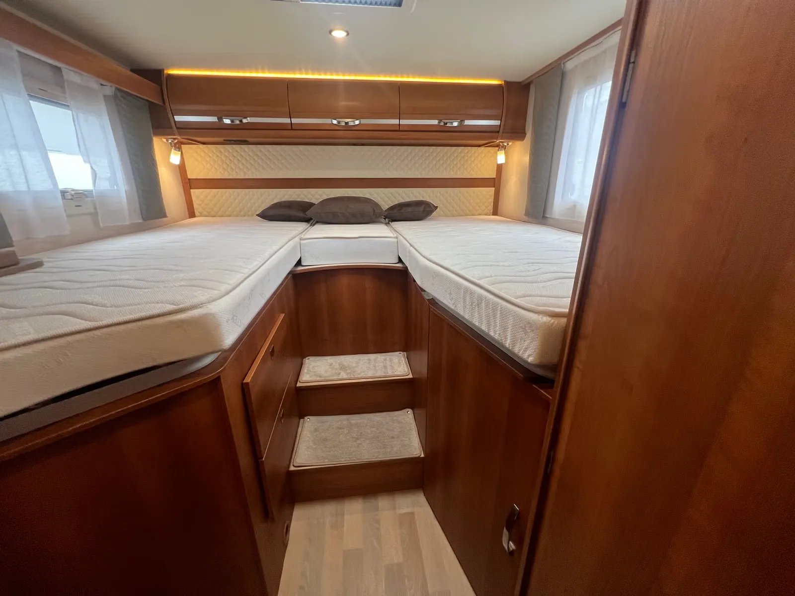 Rapido 855F Scandinavie