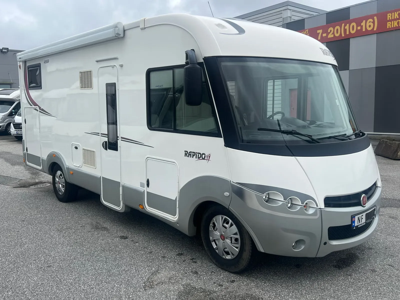 Rapido 855F Scandinavie