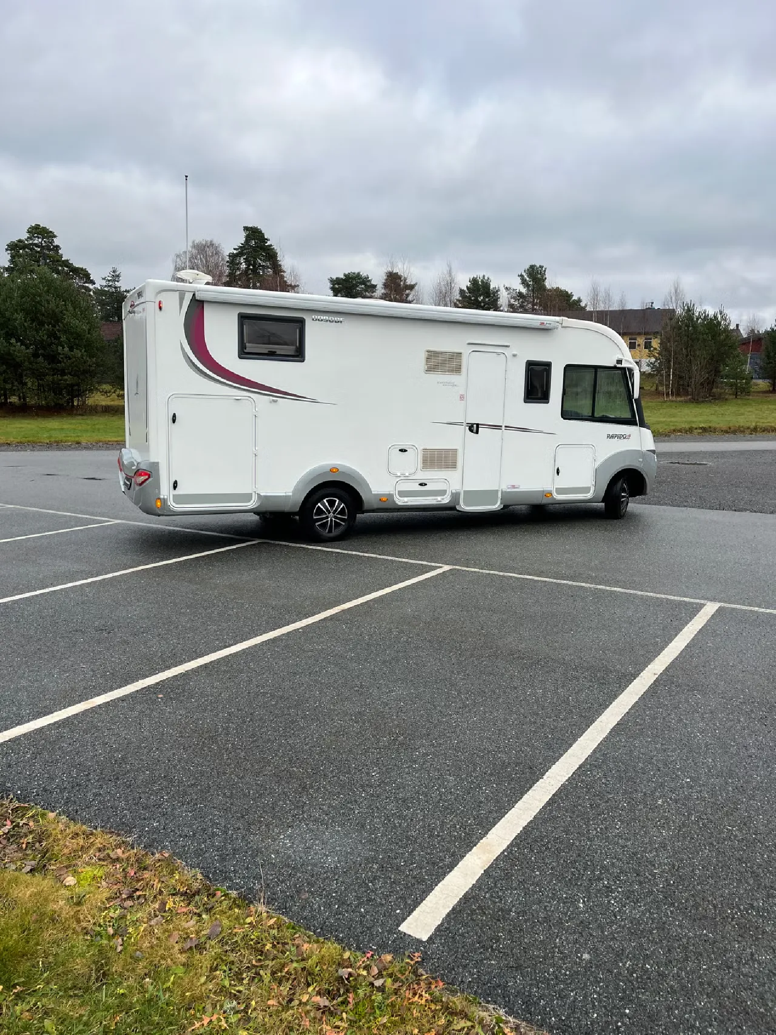 Rapido 8090DF ALKO 180 ch