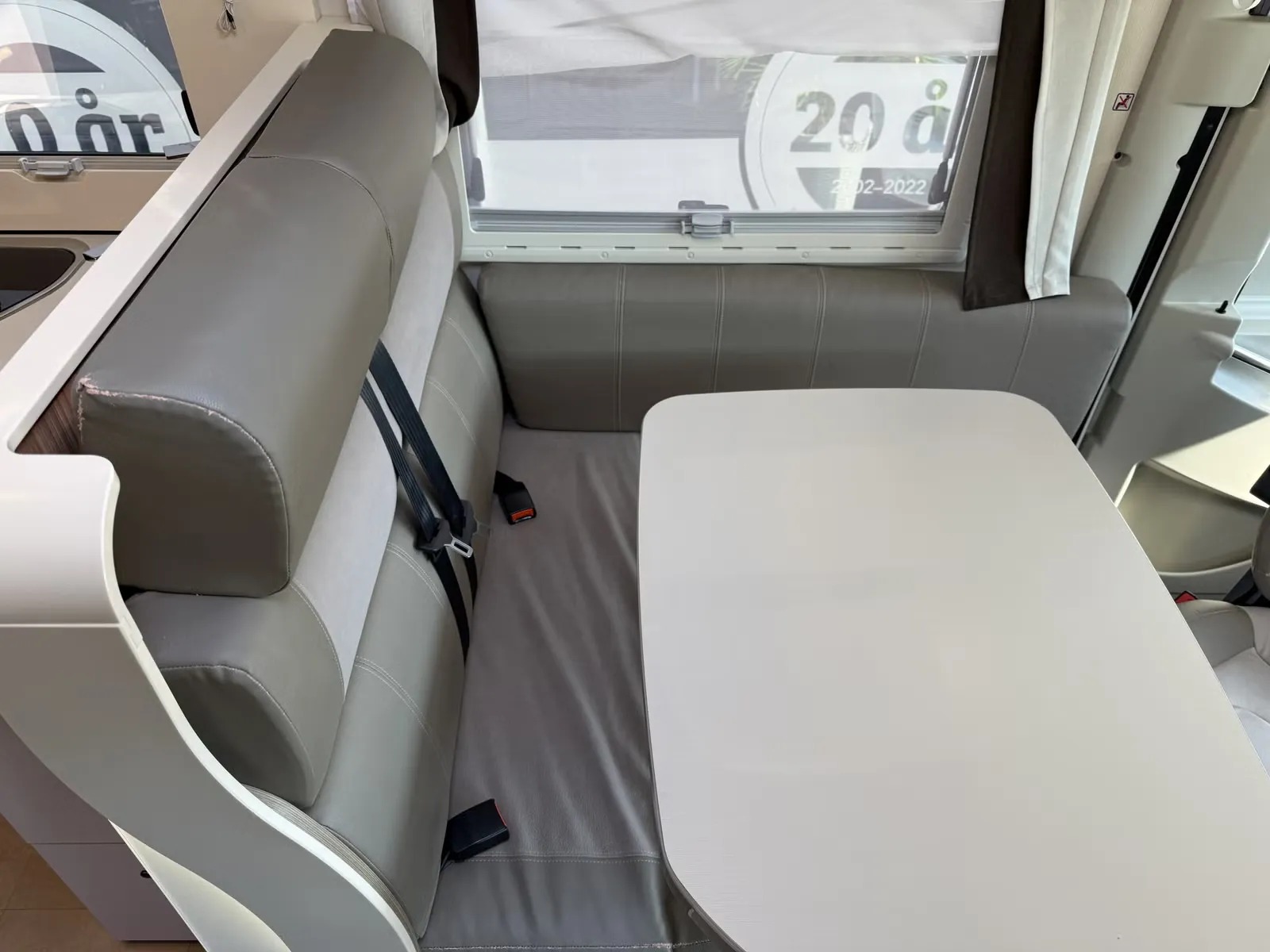 Challenger SIRIUS 3098