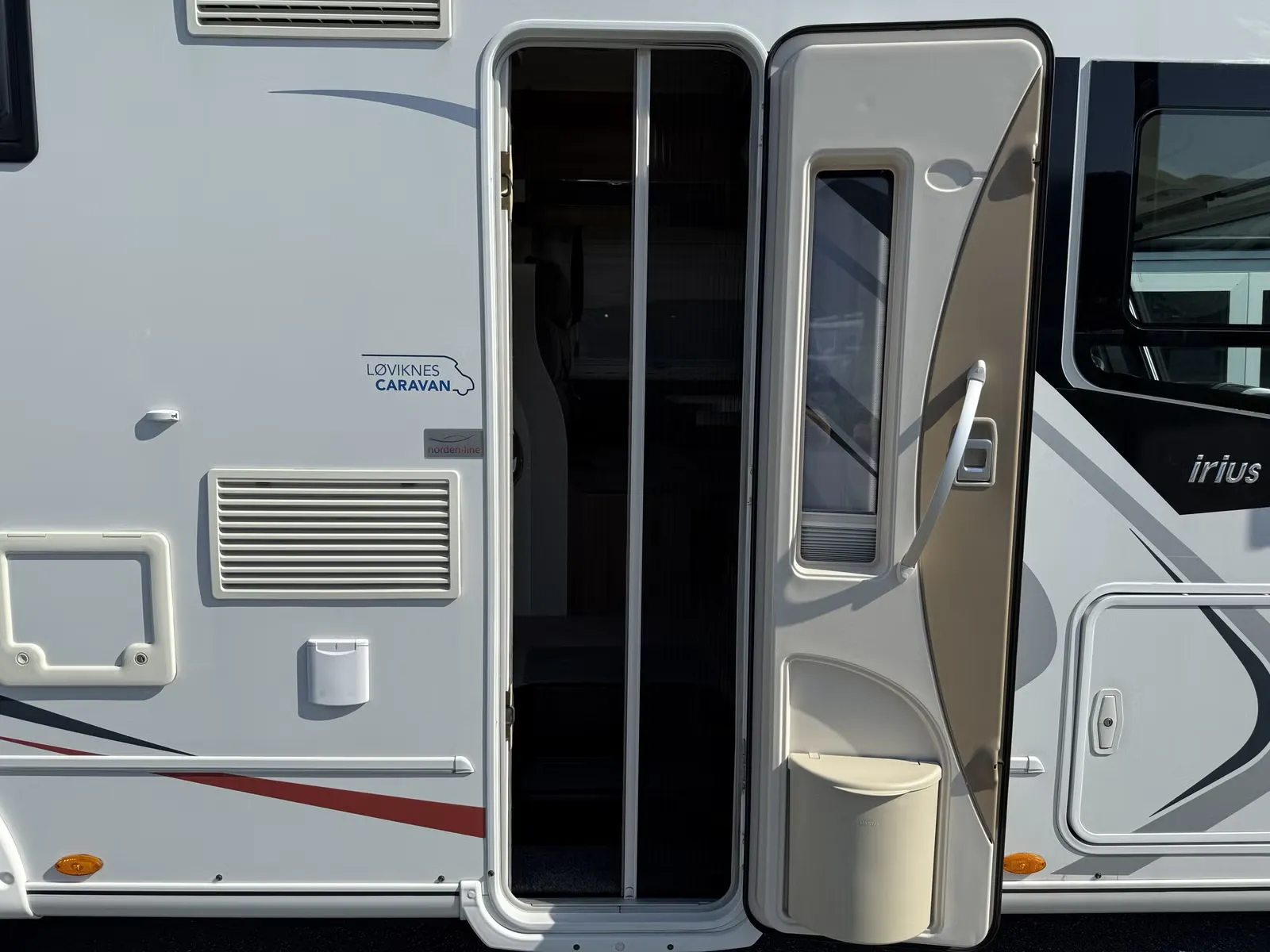 Challenger SIRIUS 3098