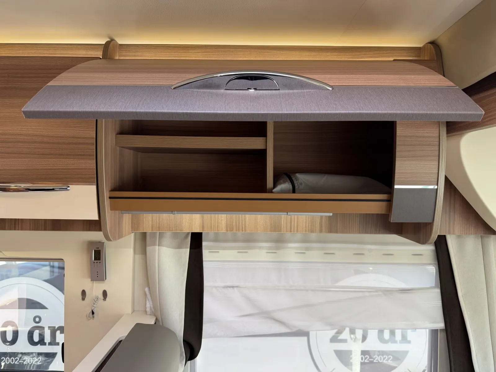 Challenger SIRIUS 3098