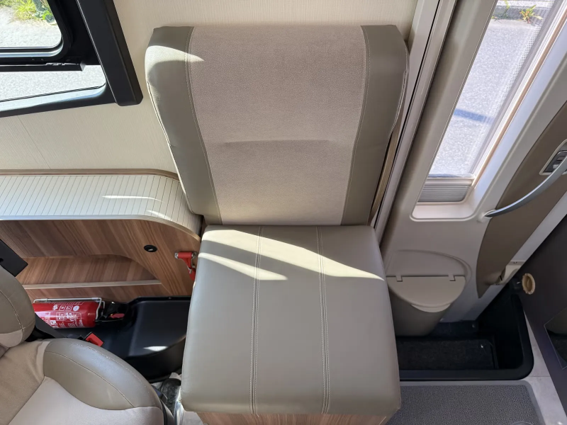 Challenger SIRIUS 3098