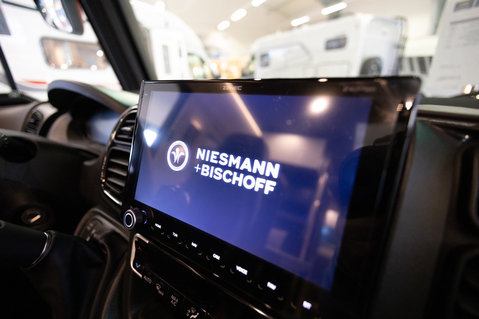 Niesmann-Bischoff iSmove 6.9 E