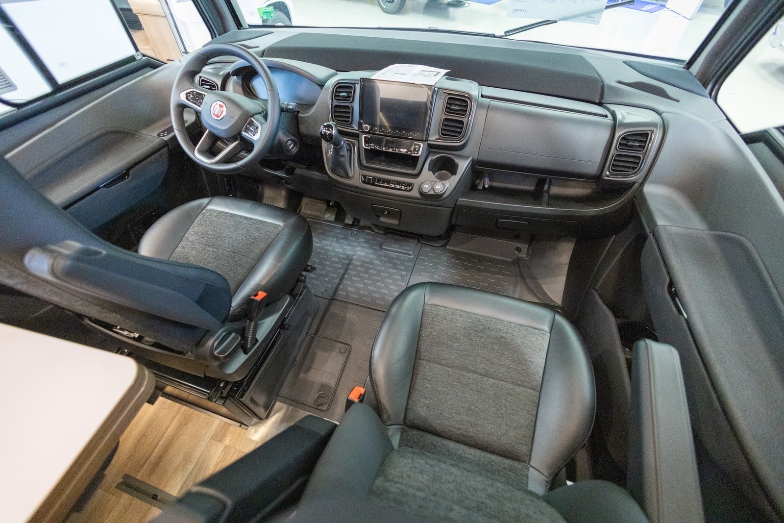 Niesmann-Bischoff iSmove 6.9 E