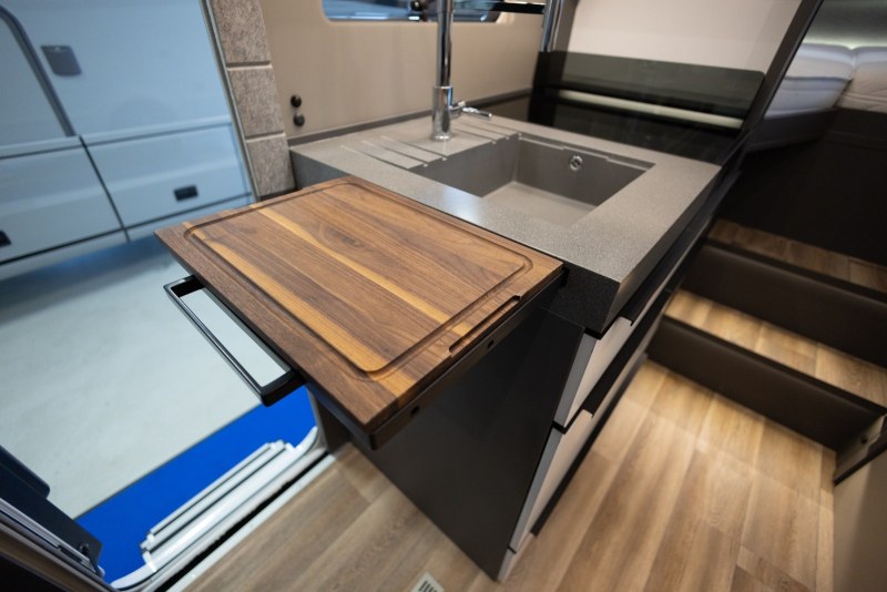 Niesmann-Bischoff iSmove 6.9 E