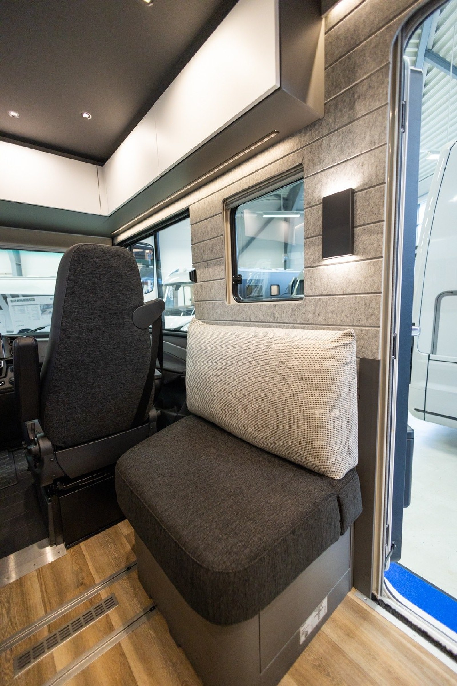 Niesmann-Bischoff iSmove 6.9 E