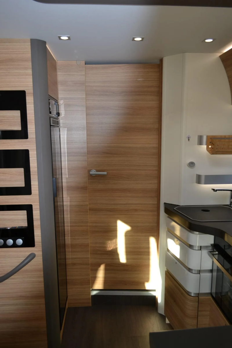 Adria Sonic I 700 DC