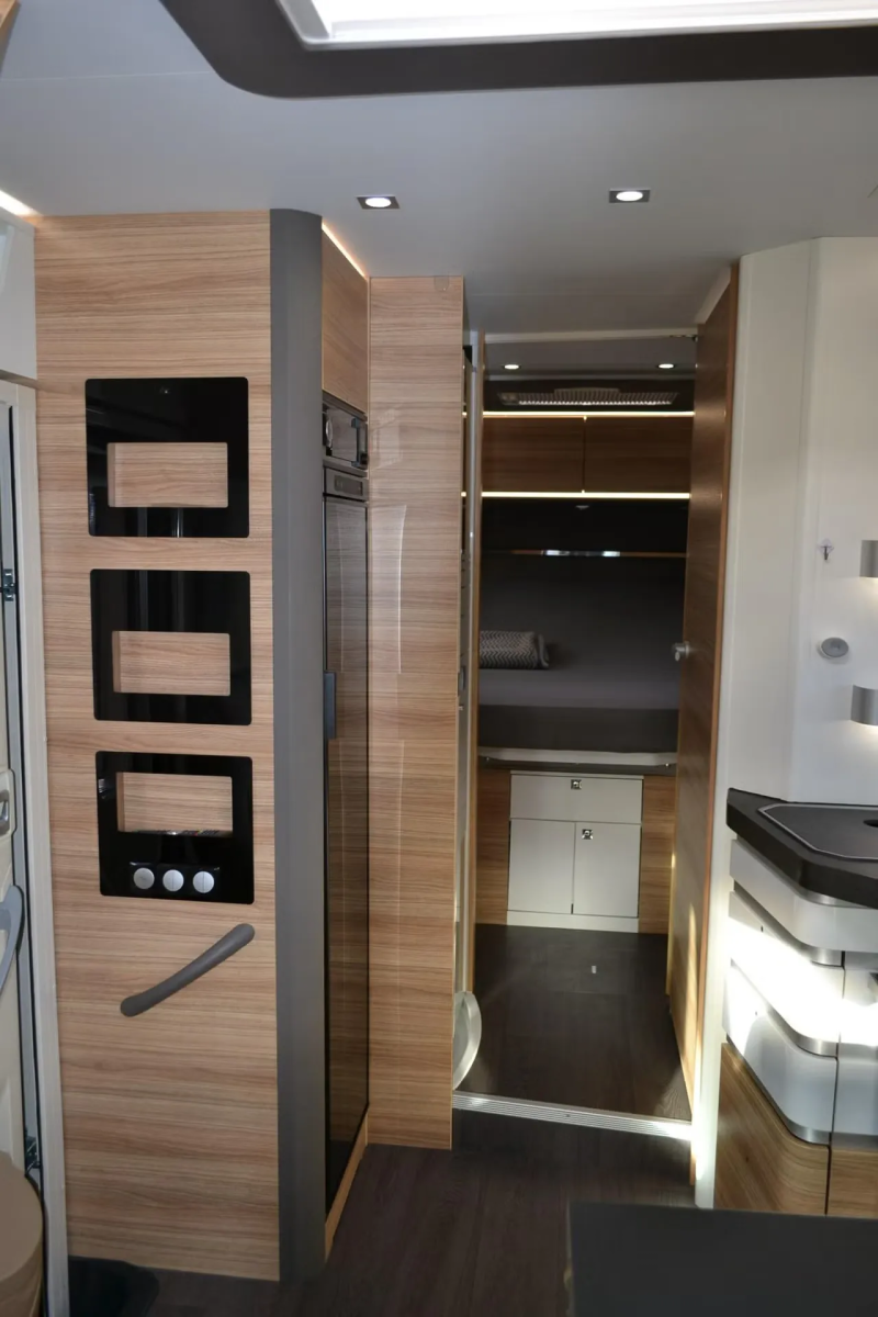 Adria Sonic I 700 DC