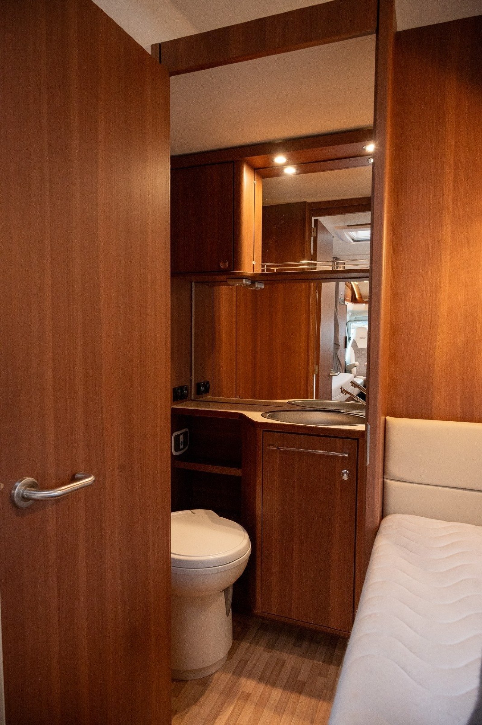 LMC T 713 Passion kaufen – Kroken Bobil AS