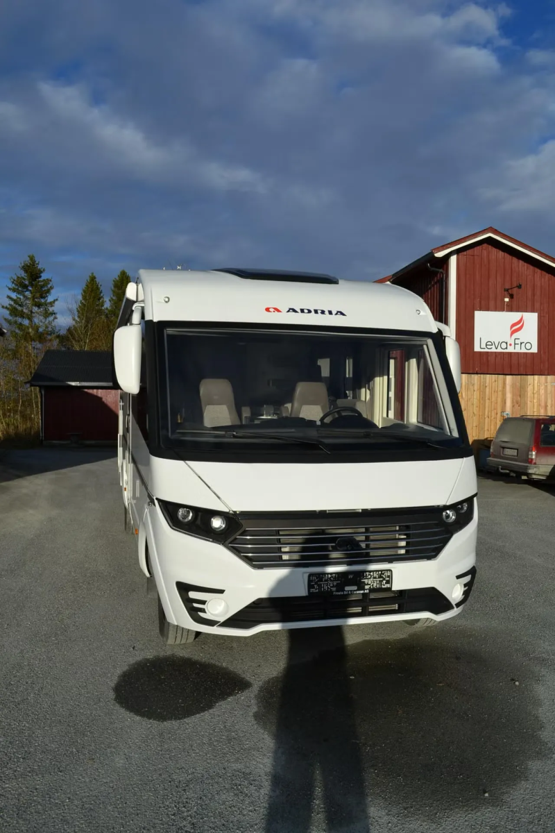 Adria Sonic I 700 DC