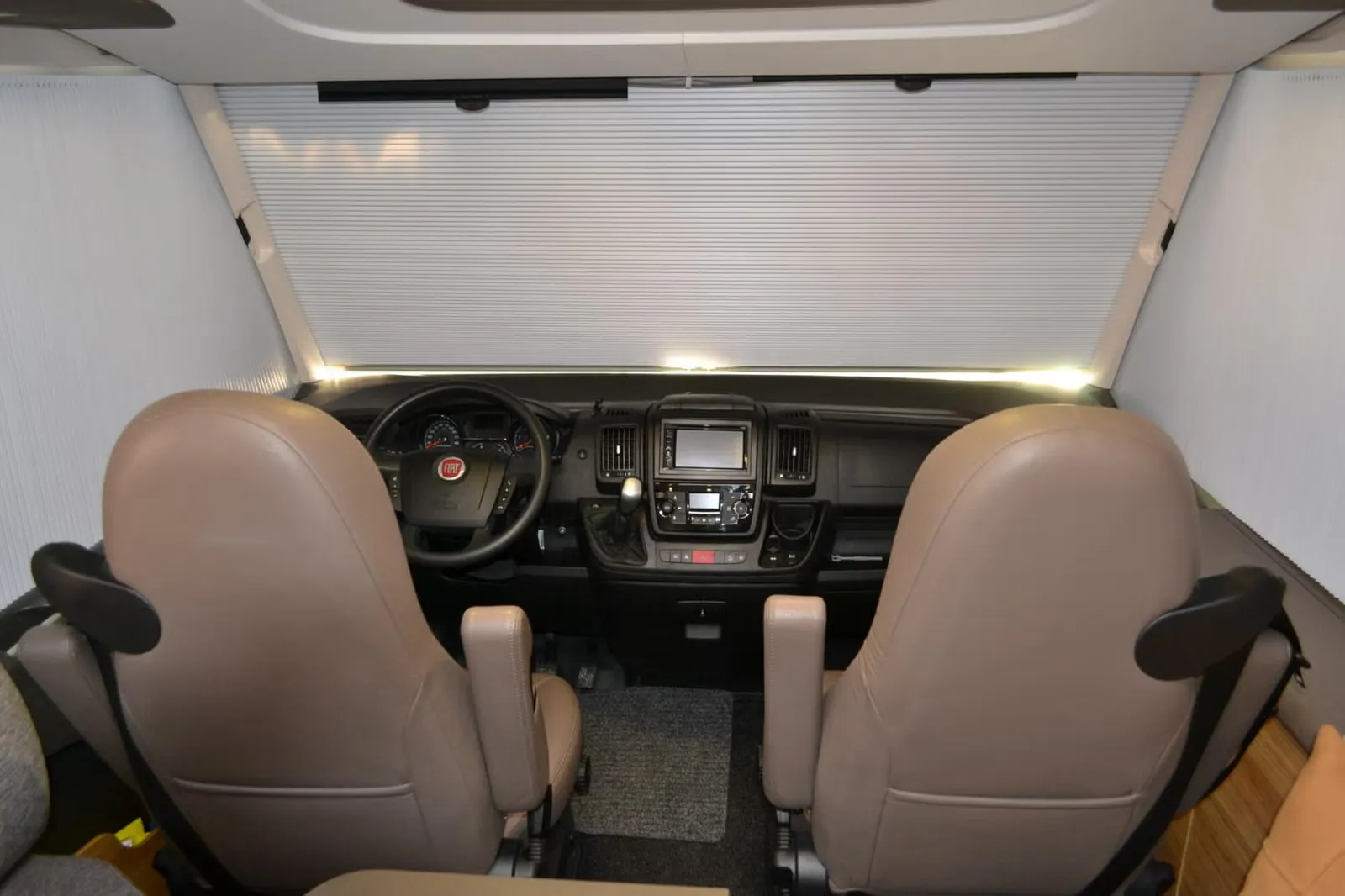 Adria Sonic I 700 DC