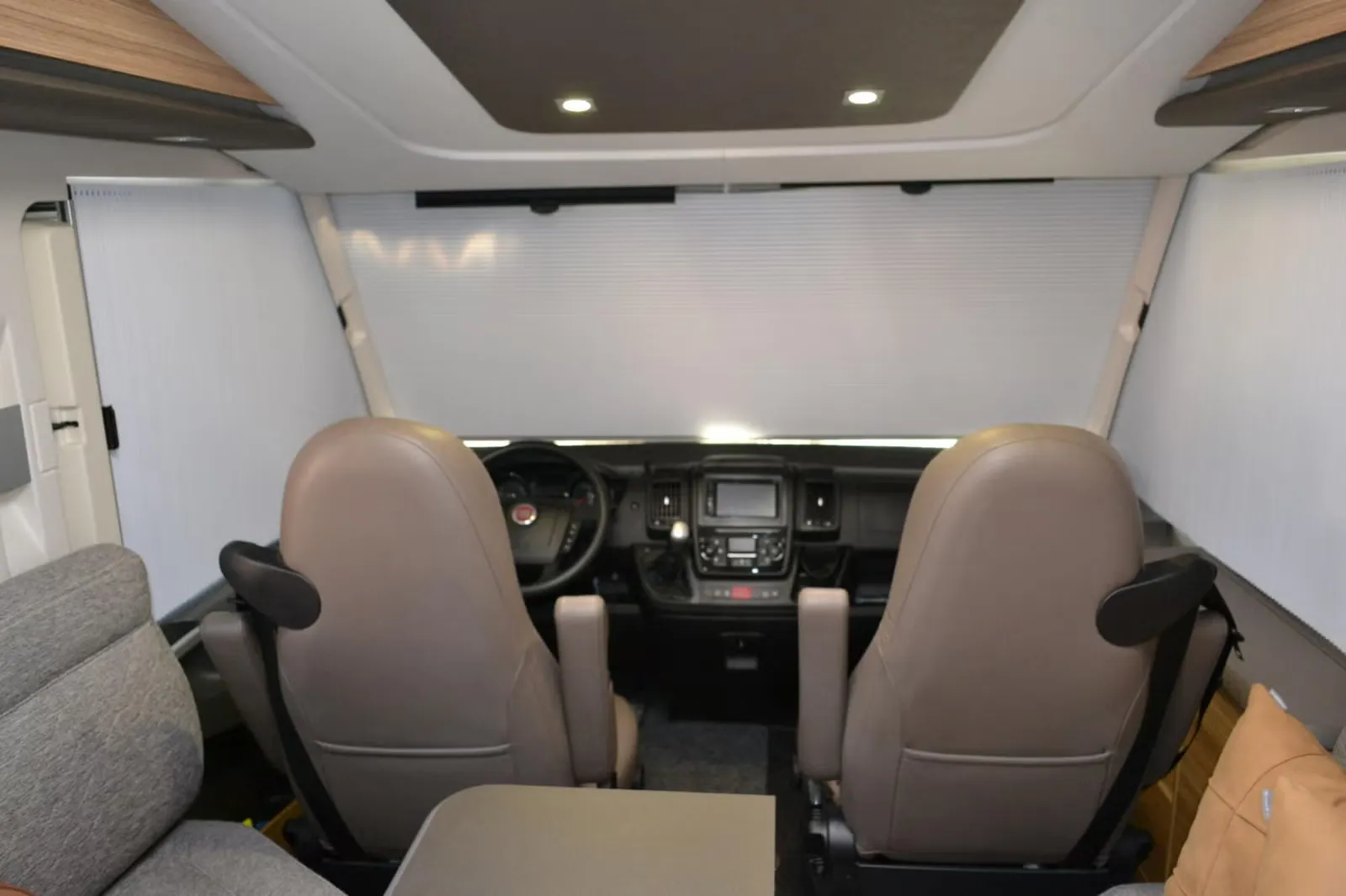 Adria Sonic I 700 DC