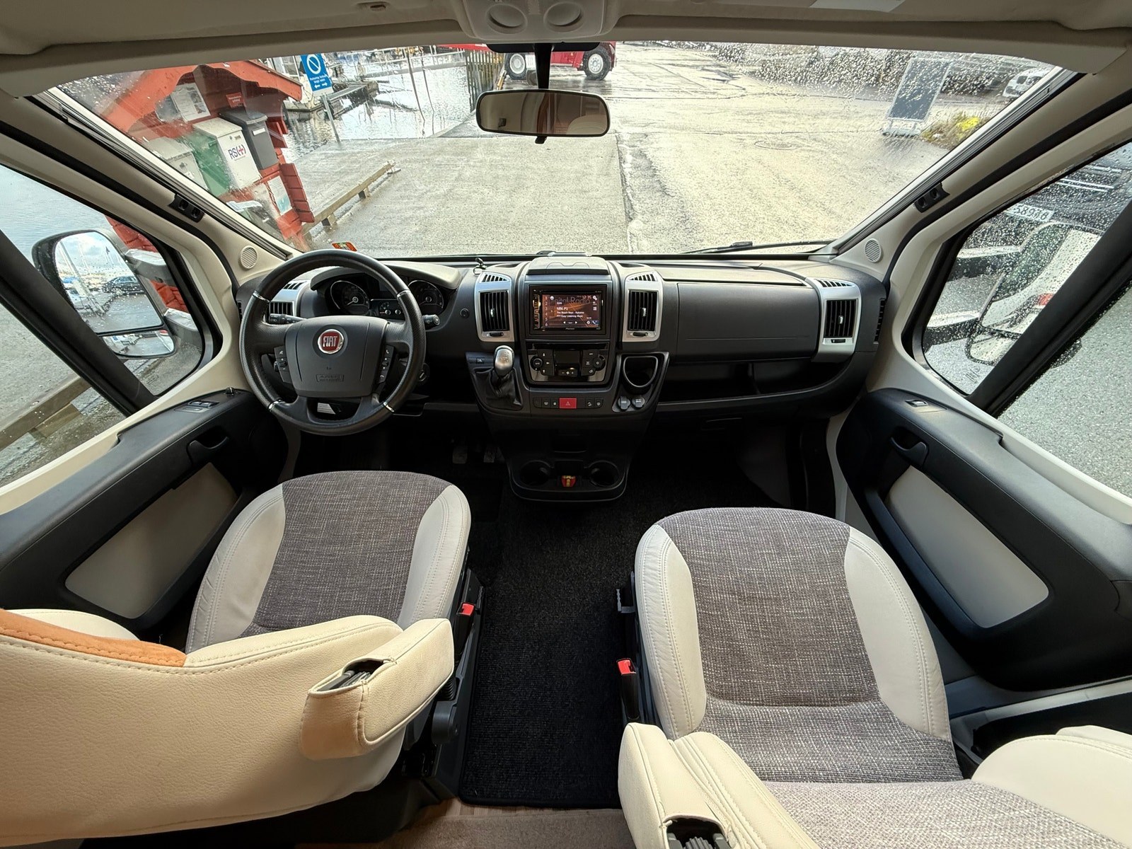 LMC H737 kaufen – Kroken Bobil AS