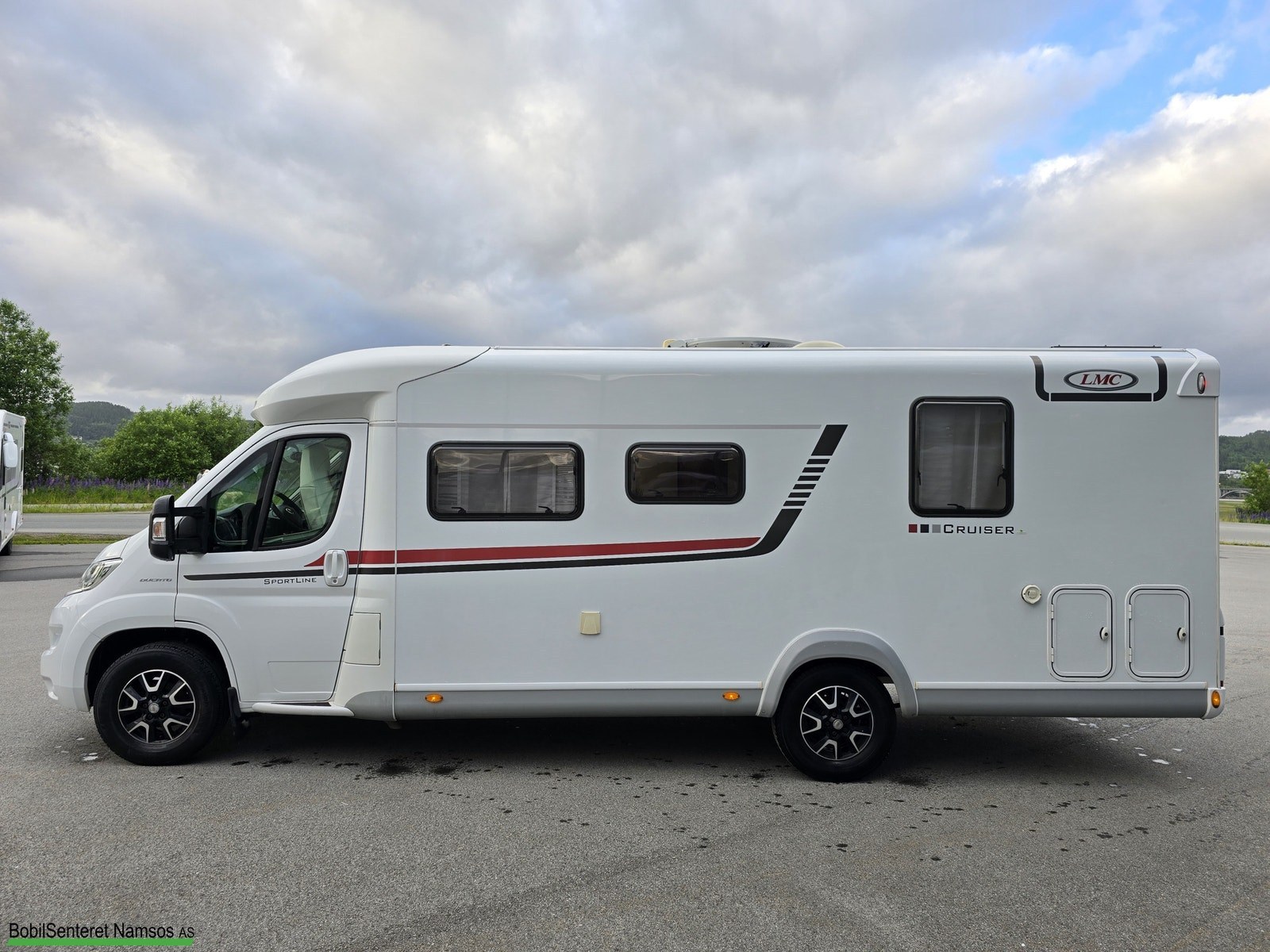 LMC Cruiser T 722 kaufen – Kroken Bobil AS