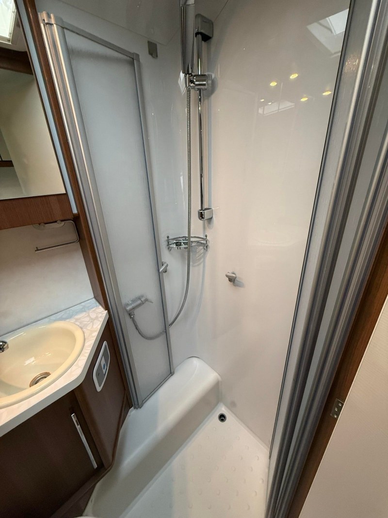 LMC Explorer Sportline 675 kaufen – Kroken Bobil AS