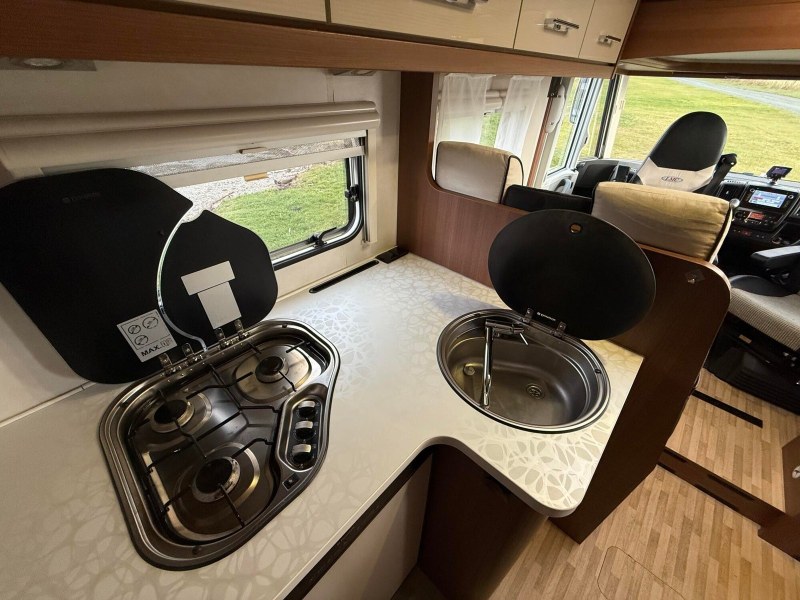 LMC Explorer Sportline 675 kaufen – Kroken Bobil AS