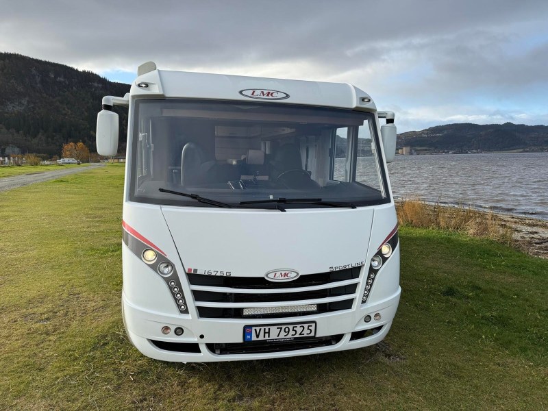 LMC Explorer Sportline 675 kaufen – Kroken Bobil AS