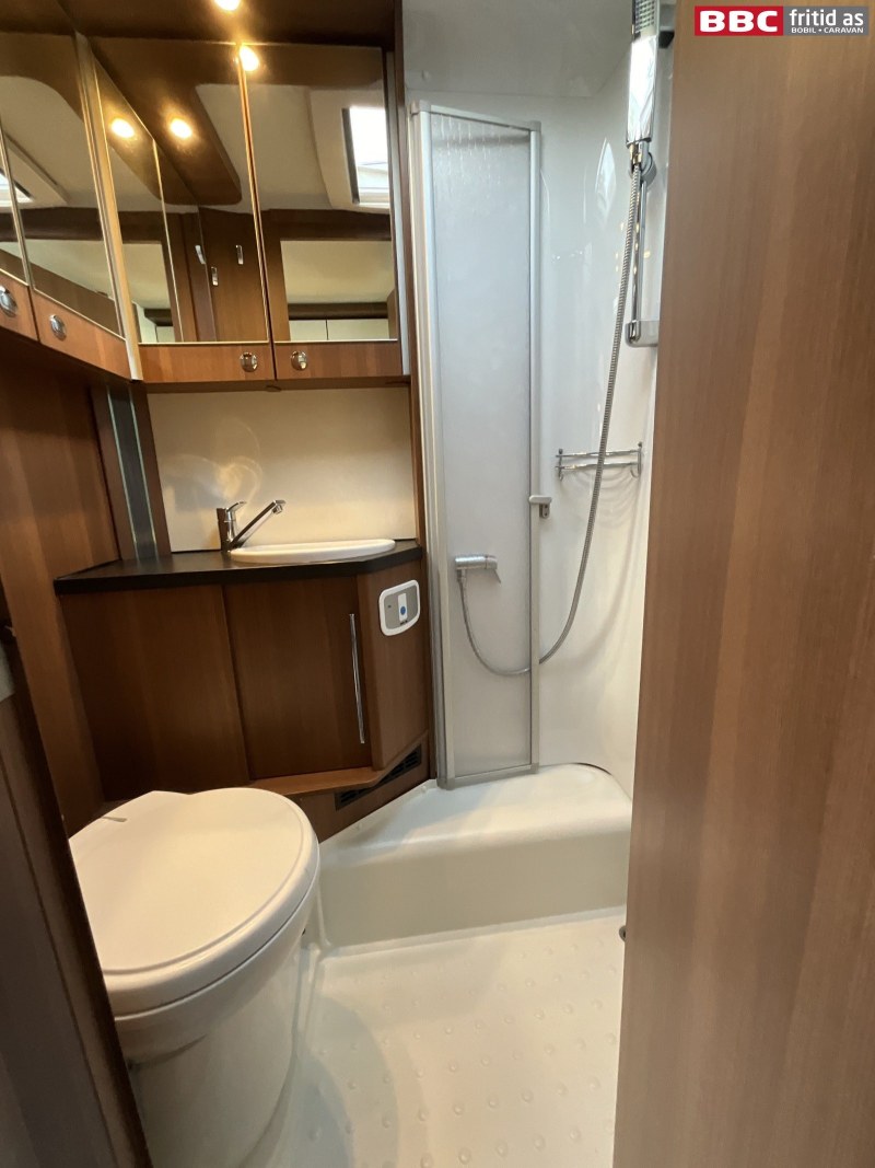 LMC T672 Premium kaufen – Kroken Bobil AS