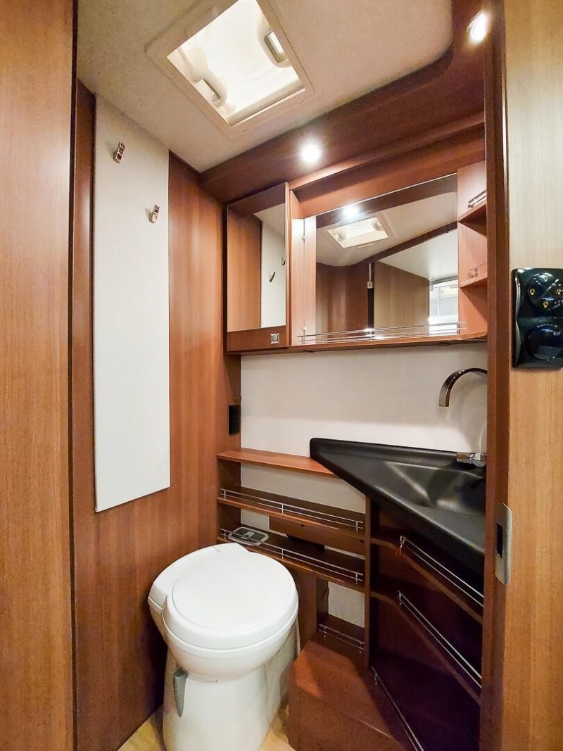 LMC I 745 Sportline kaufen – Kroken Bobil AS