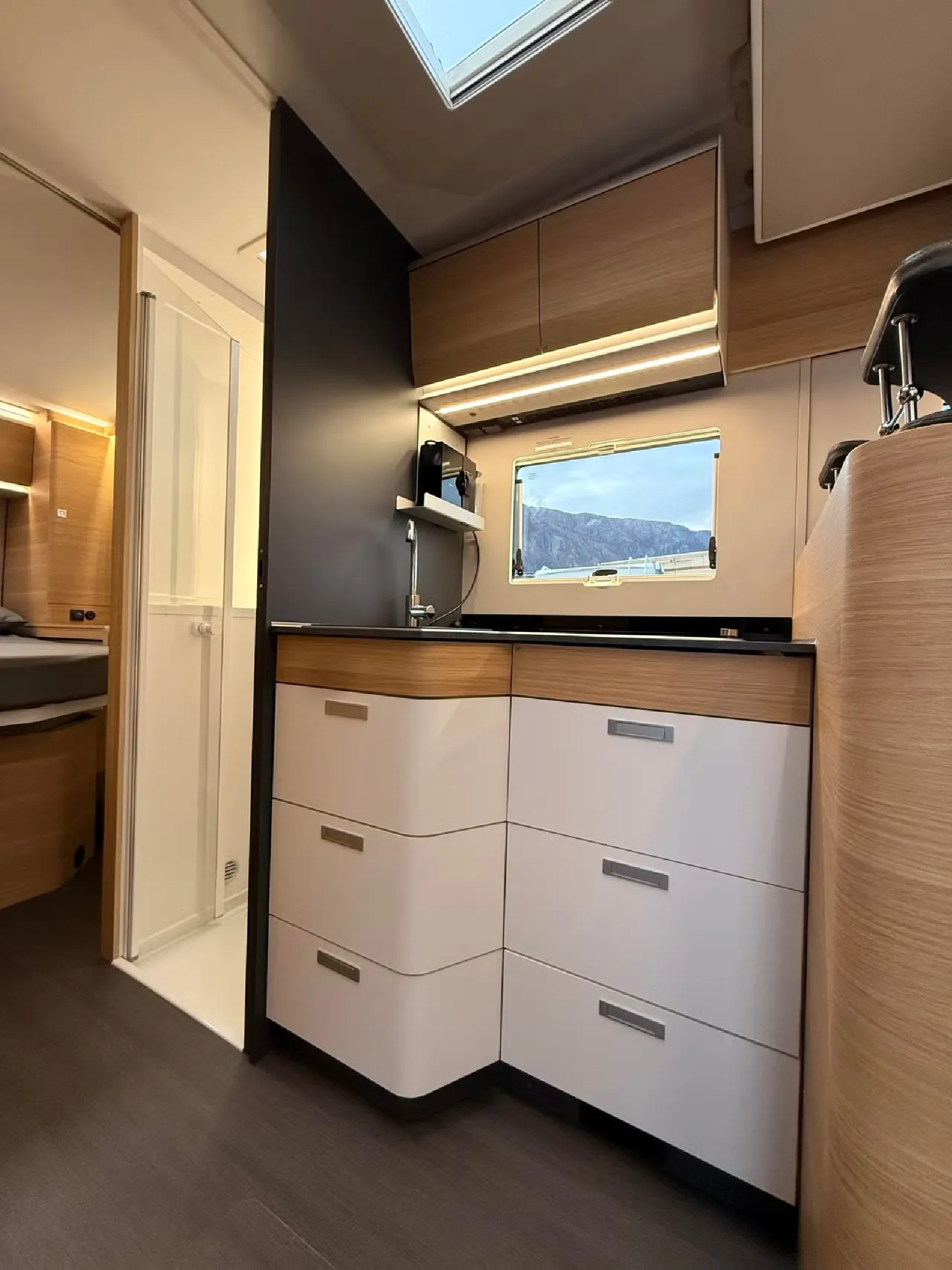 Adria Matrix Plus 670 SC