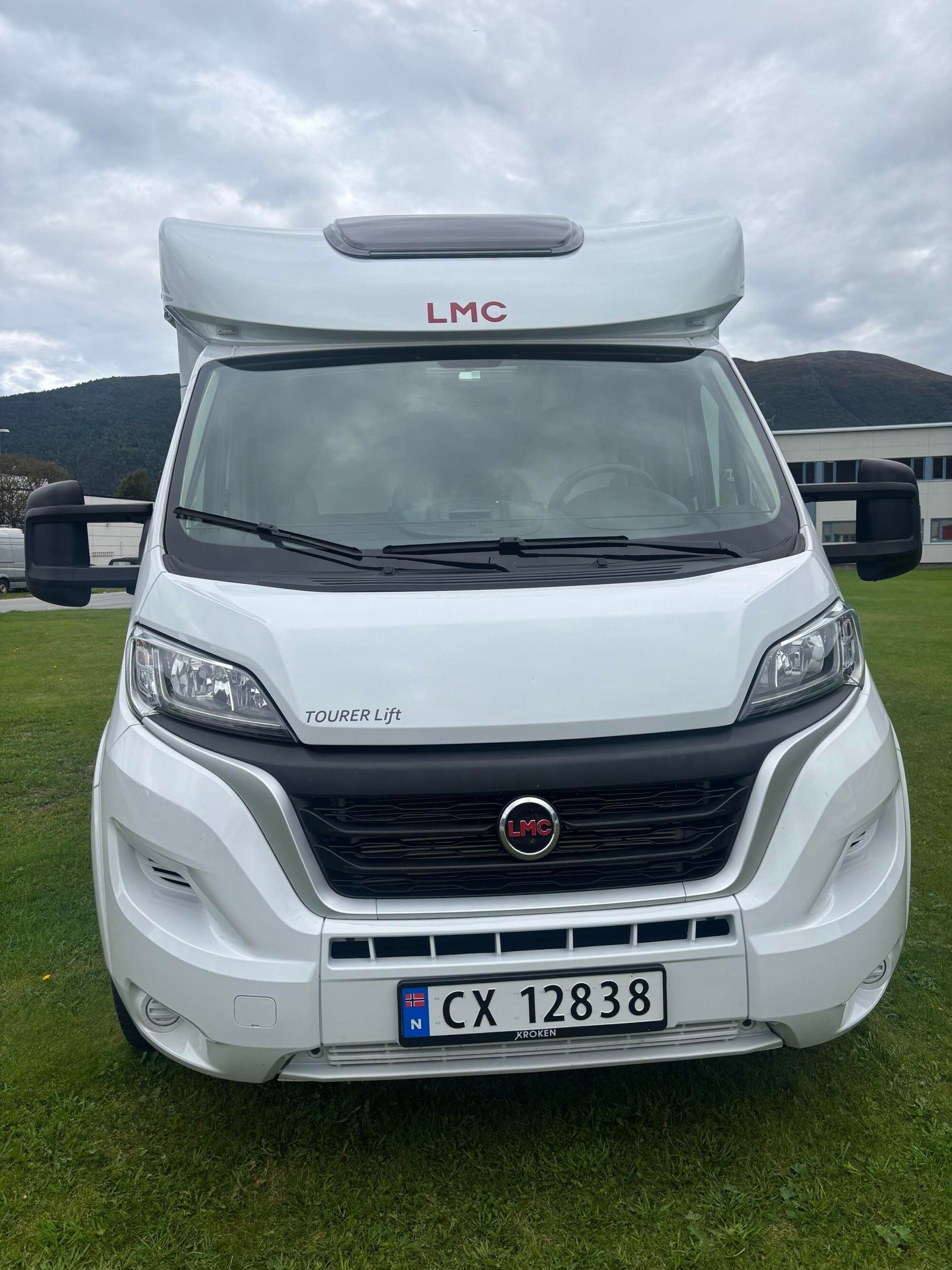 LMC Tourer H 660 kaufen – Kroken Bobil AS