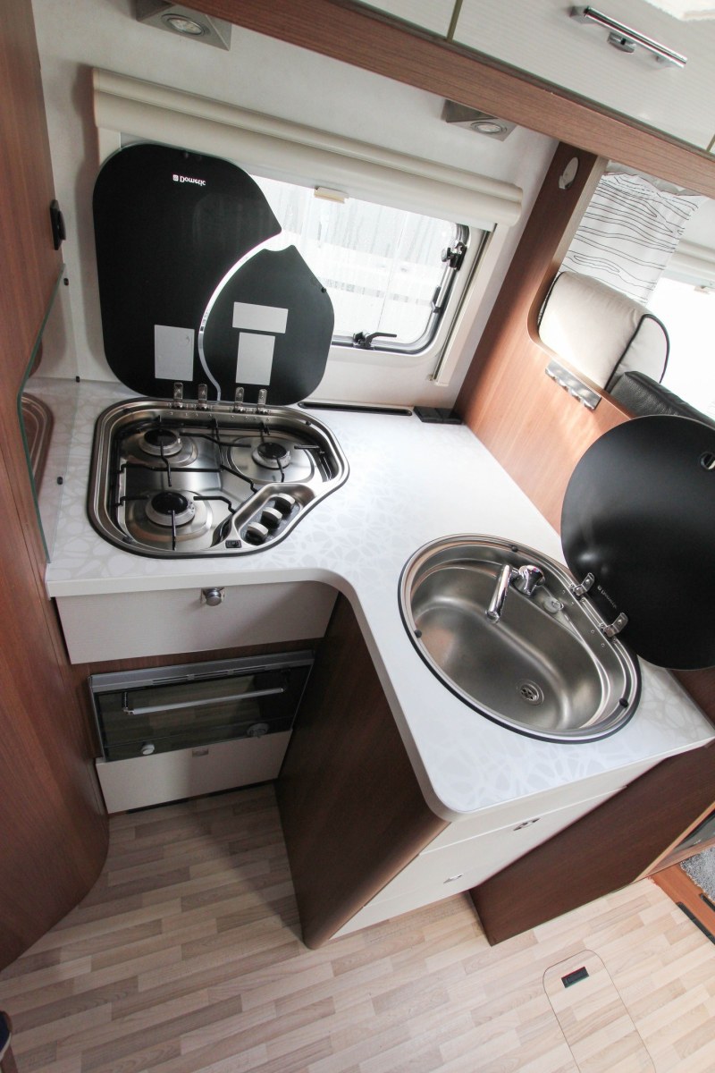 LMC I 745 SportLine kaufen – Kroken Bobil AS