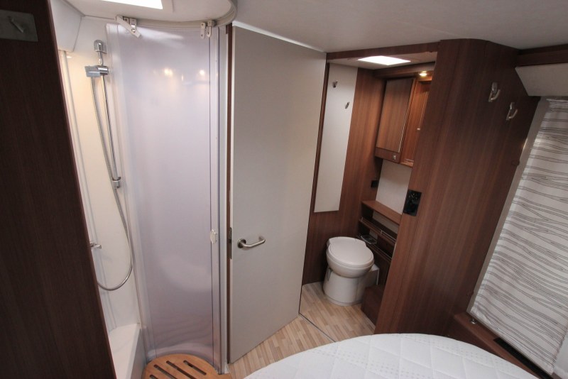 LMC I 745 SportLine kaufen – Kroken Bobil AS