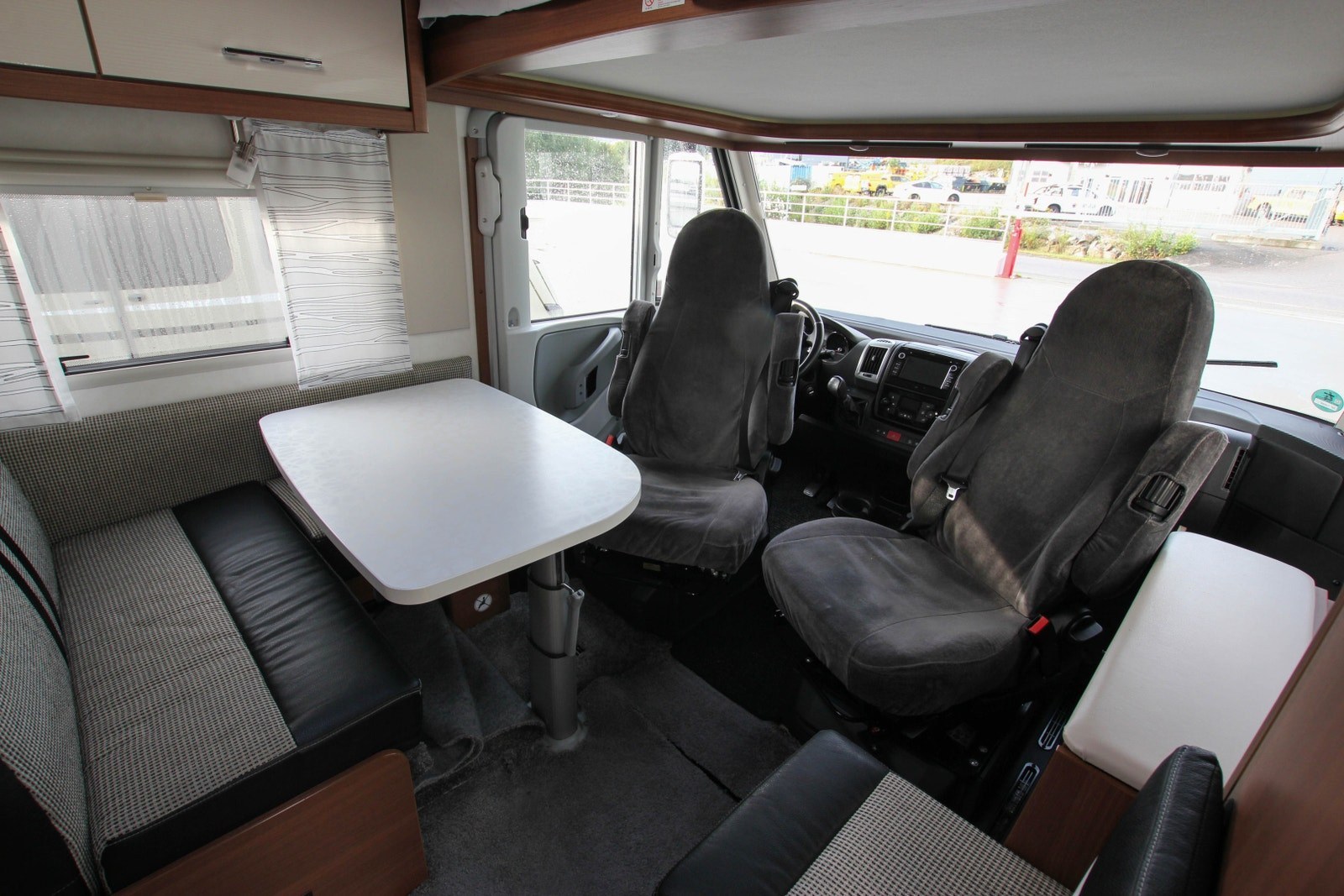 LMC I 745 SportLine kaufen – Kroken Bobil AS