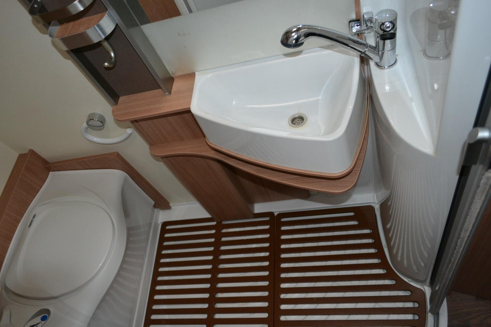 Knaus R16 Sky TI kaufen – Kroken Bobil AS