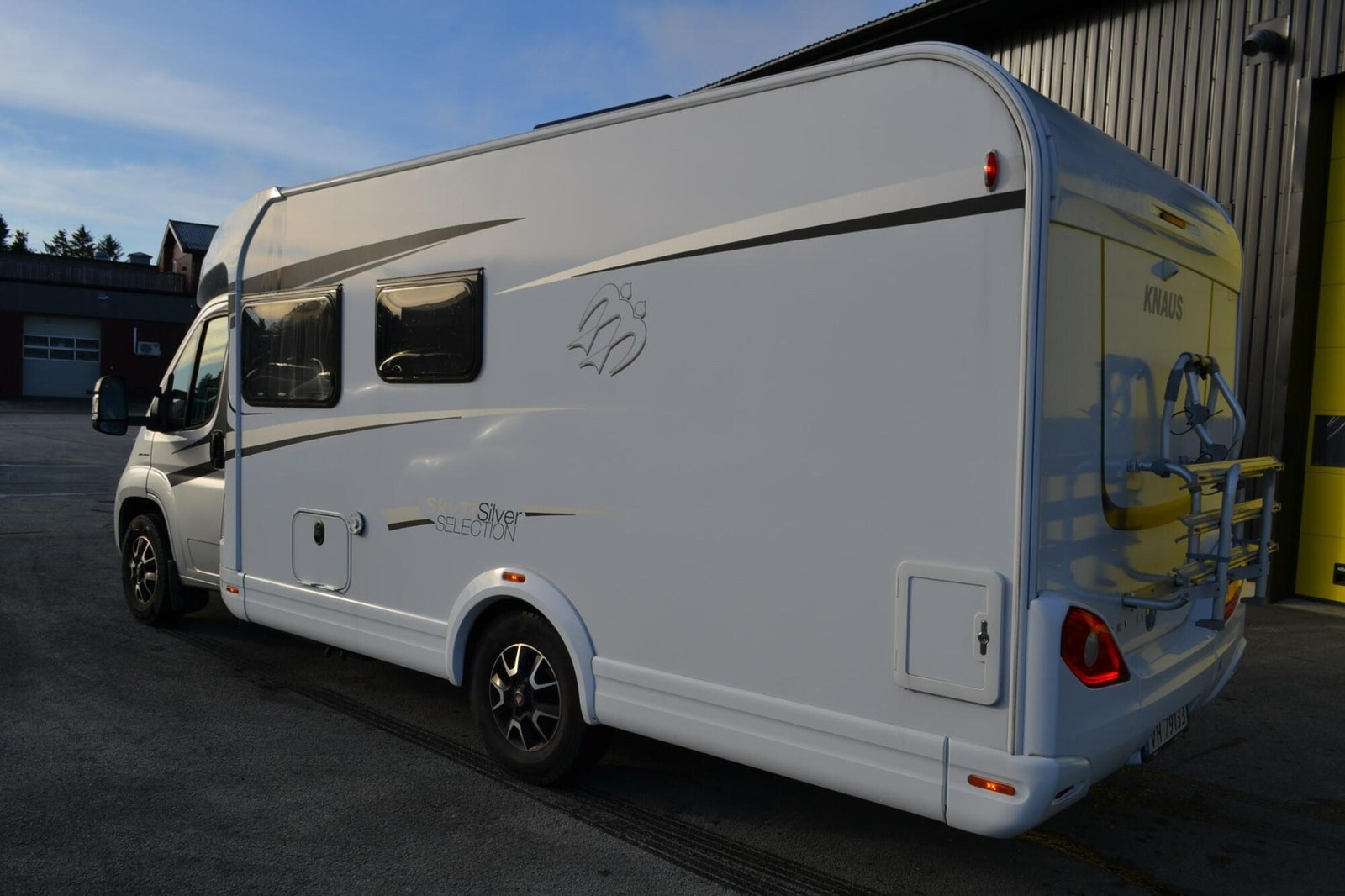 Knaus R16 Sky TI kaufen – Kroken Bobil AS