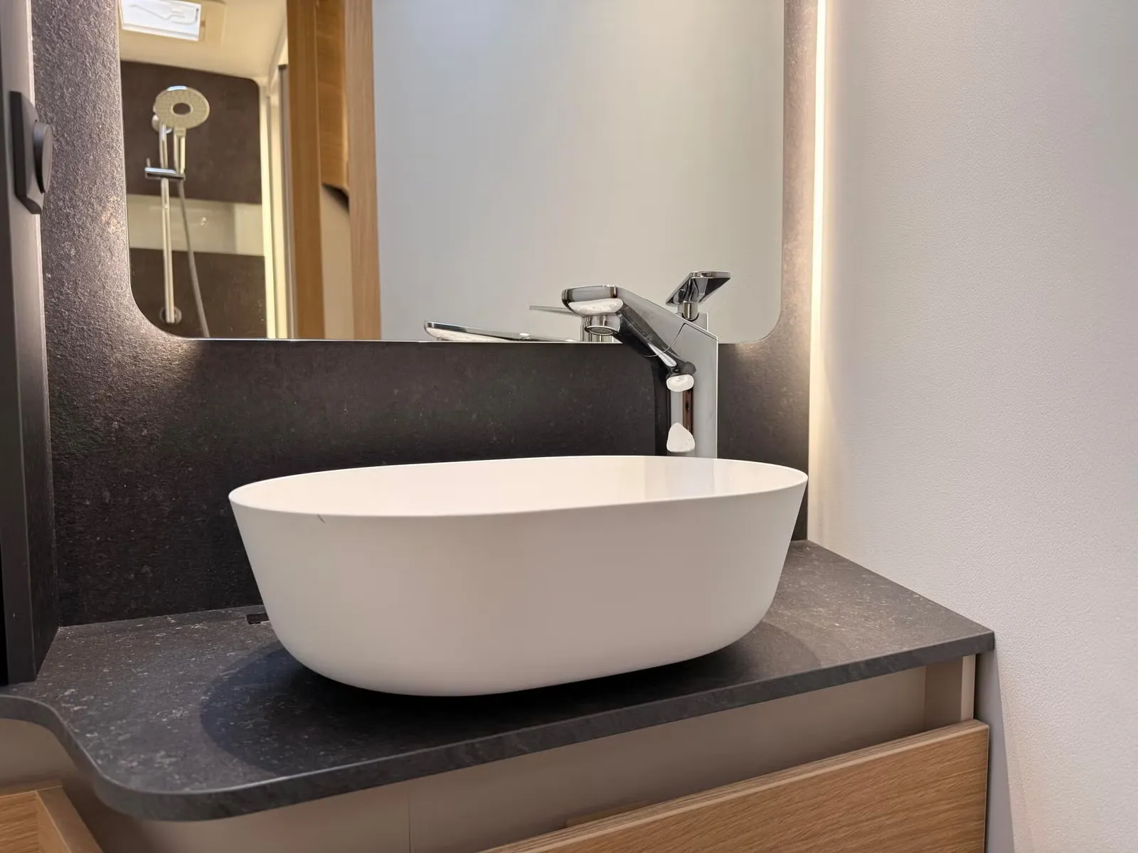 Adria Matrix Plus 670 SC