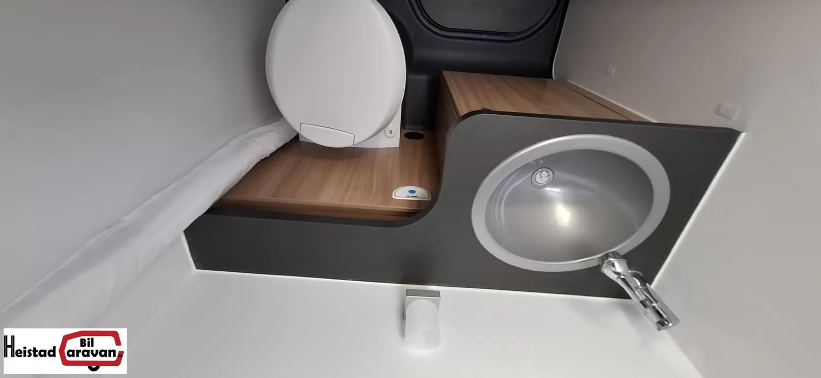 Adria Sun Living Série S 70 SL