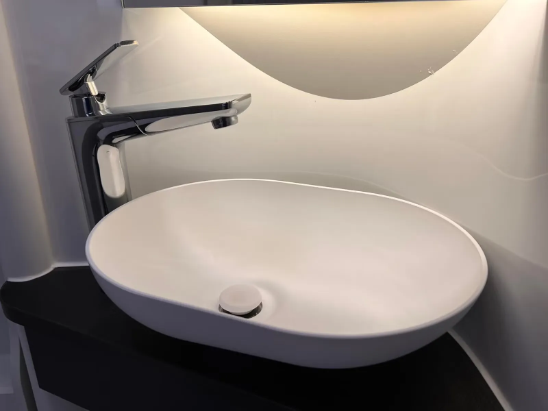 Adria Compact DL 2.2 / 140 ch