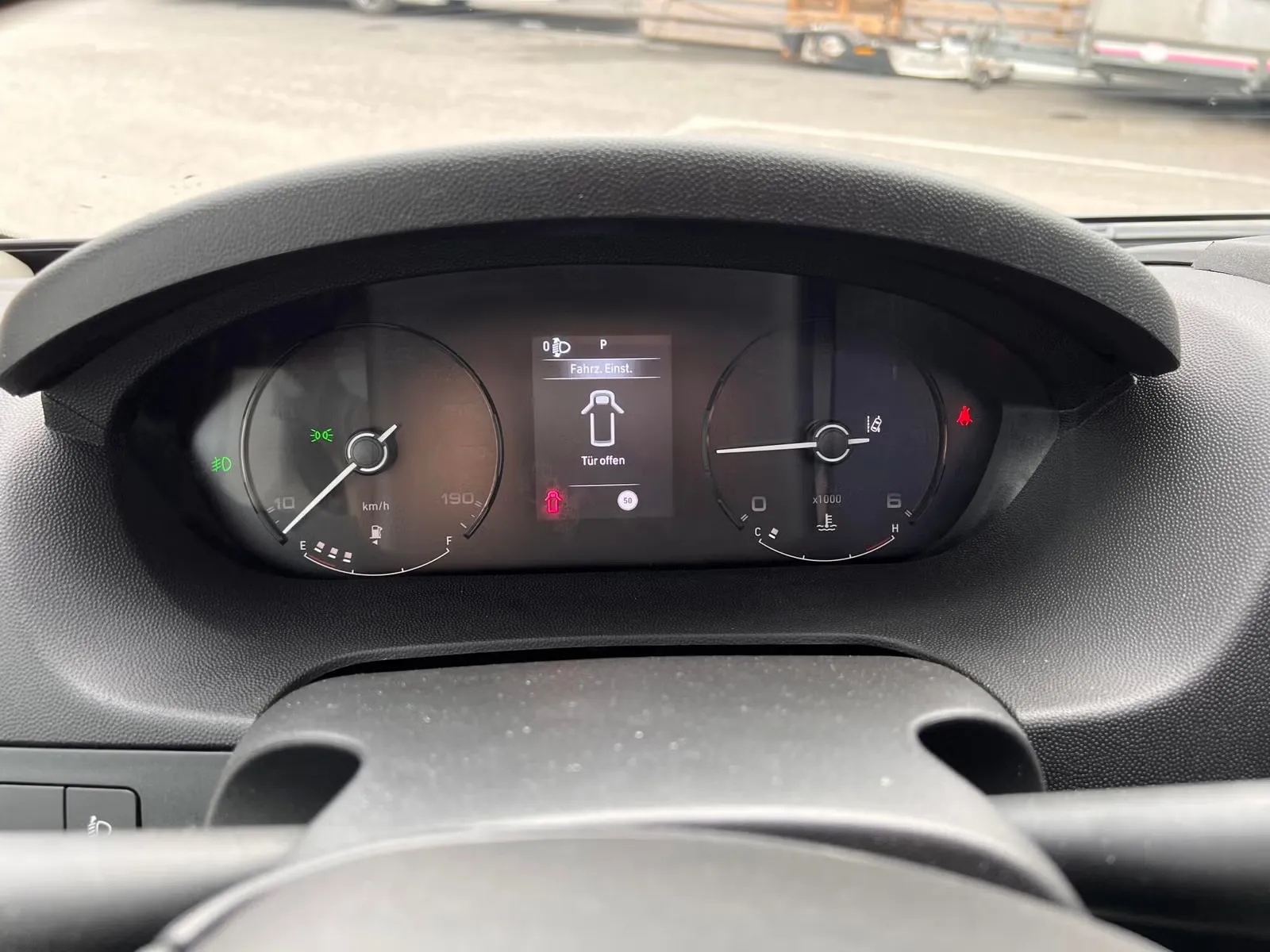 Adria Compact DL 2.2 / 140 ch