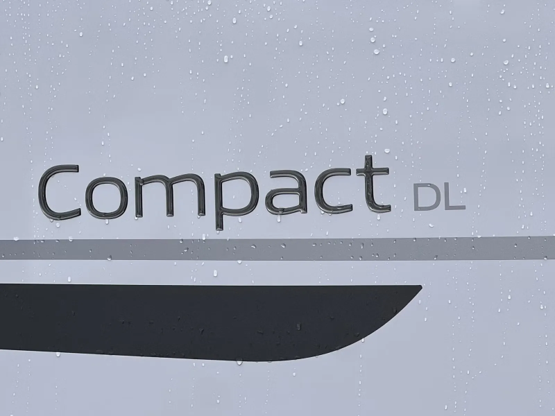 Adria Compact DL 2.2 / 140 ch