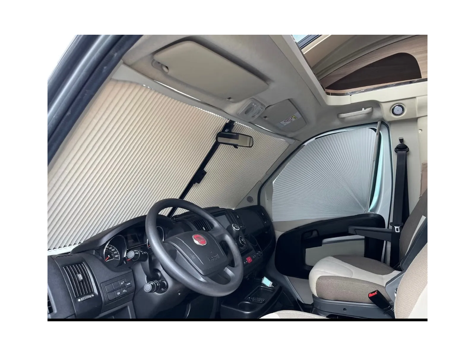 Adria Matrix M 670 SC