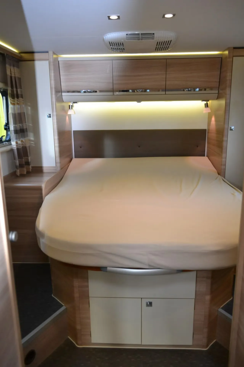 Adria Matrix M 670 SC