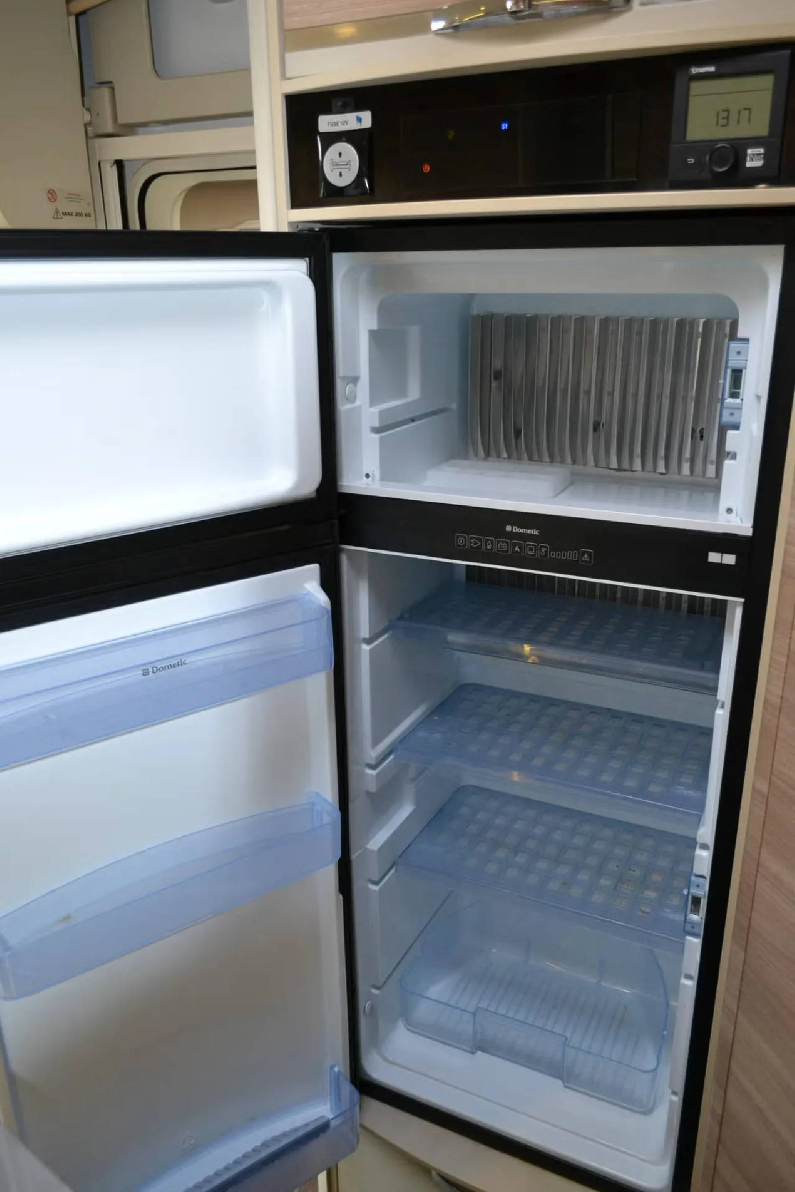 Adria Matrix M 670 SC