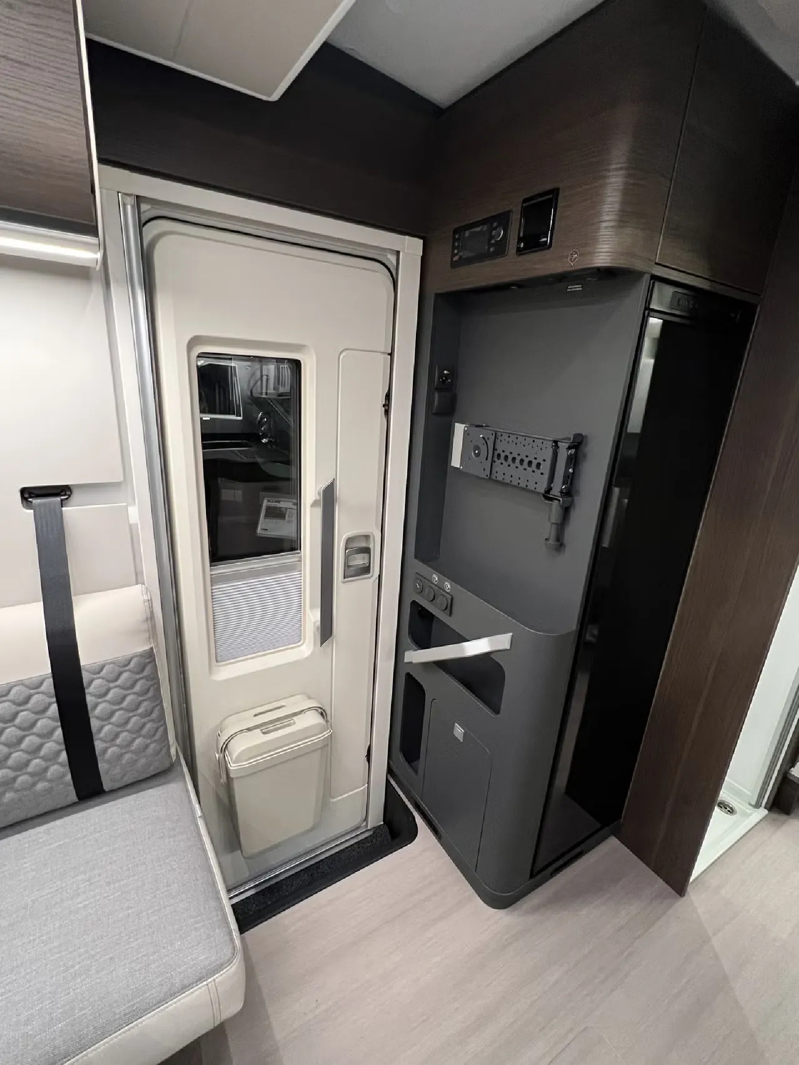 Adria MATRIX SUPREME 670 DL